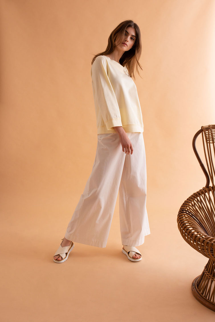 LULU sweatshirt + ANDY trousers
